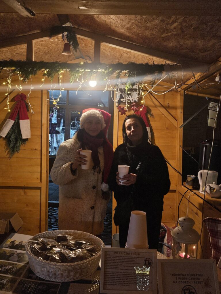 świąteczne stoisko trójki 