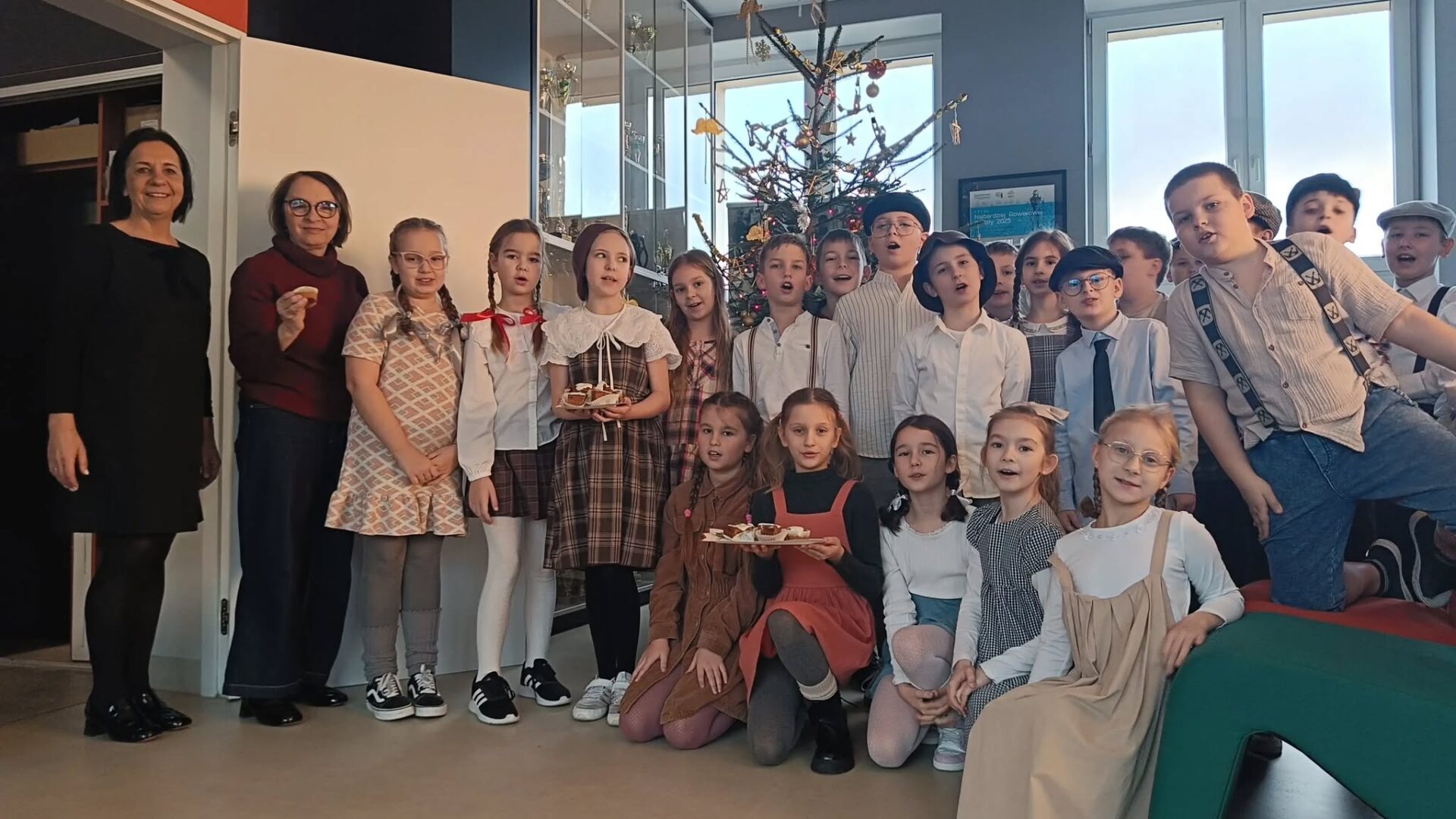 dzieci podczas dnia w bullerbyn