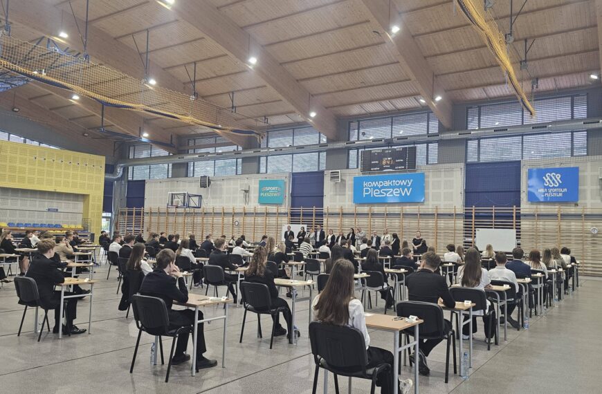 tegoroczni ósmoklasiści